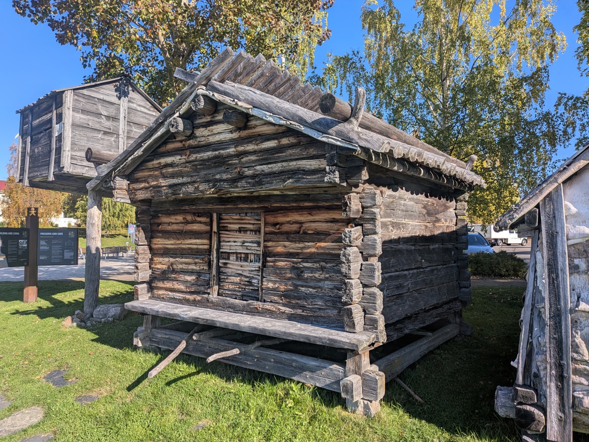 Bild På Ajtten Utanför Silvermuseet